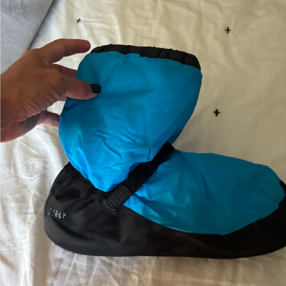 Bloch Warm up booties - Picture 2 of 3